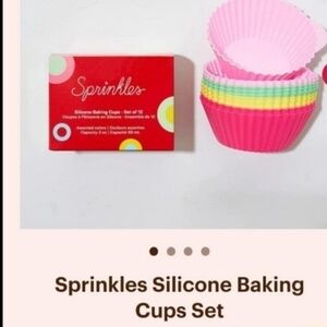 NEW Sprinkles Silicone Baking Cups (12)